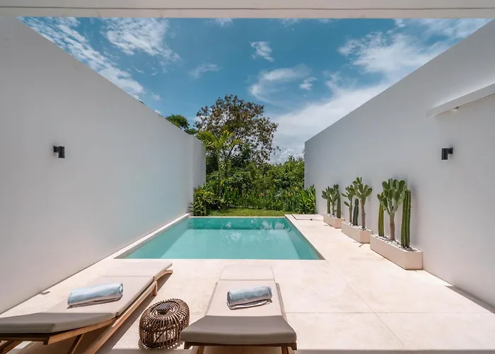 Villa Finity B - Brand New Romantic 1br With Pool In