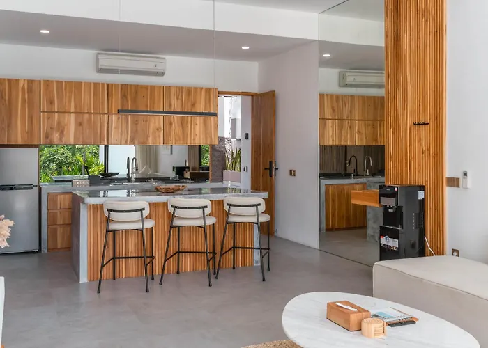 Finity B - Brand New Romantic 1br With Pool In Villa