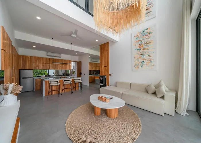 Villa Finity B - Brand New Romantic 1br With Pool In