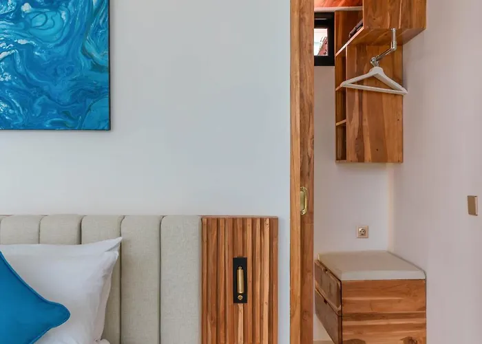 Finity B - Brand New Romantic 1br With Pool In Villa Canggu