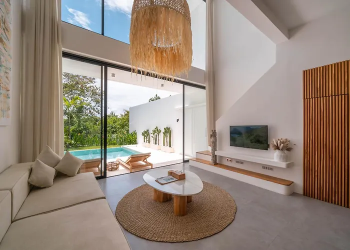 Finity B - Brand New Romantic 1br With Pool In Villa
